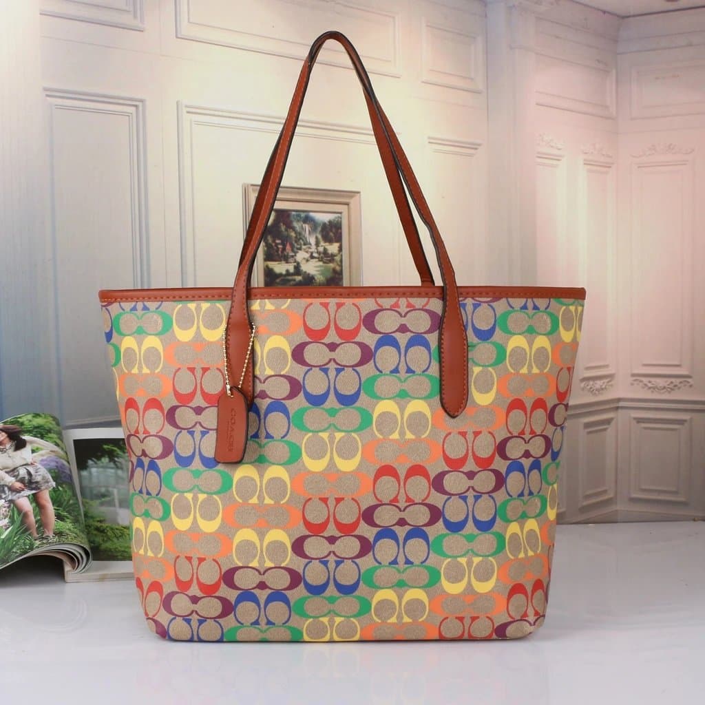 Gucci Tote Bag GG Monogram — 25