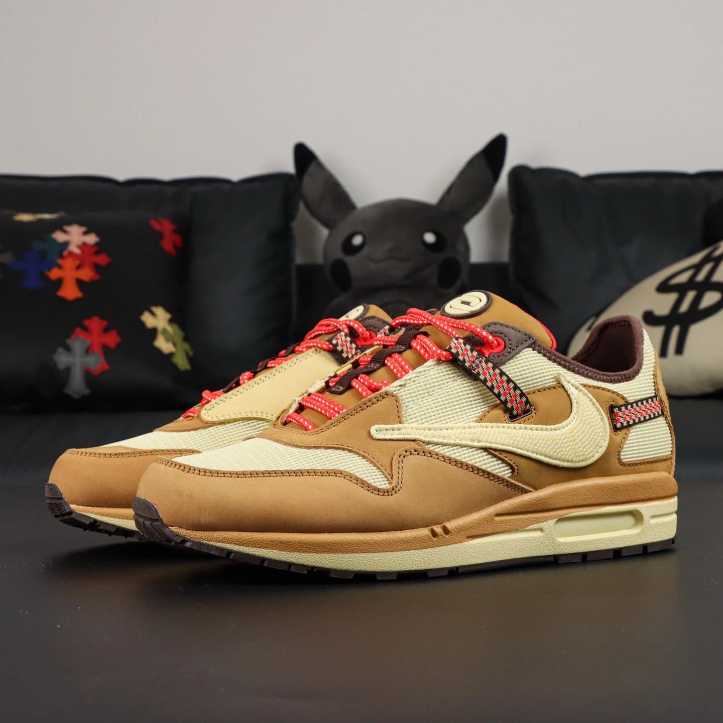 Nike × Travis Scott Air Max 1 Cactus Jack