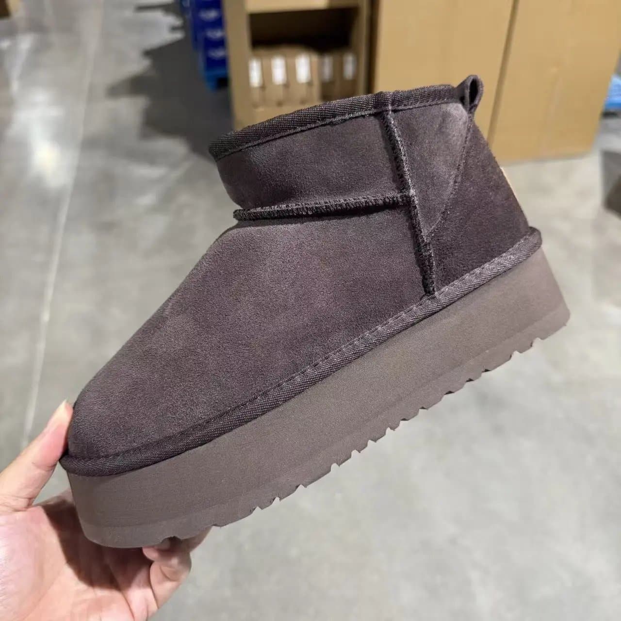 UGG Classic Mini Platform Chocolate