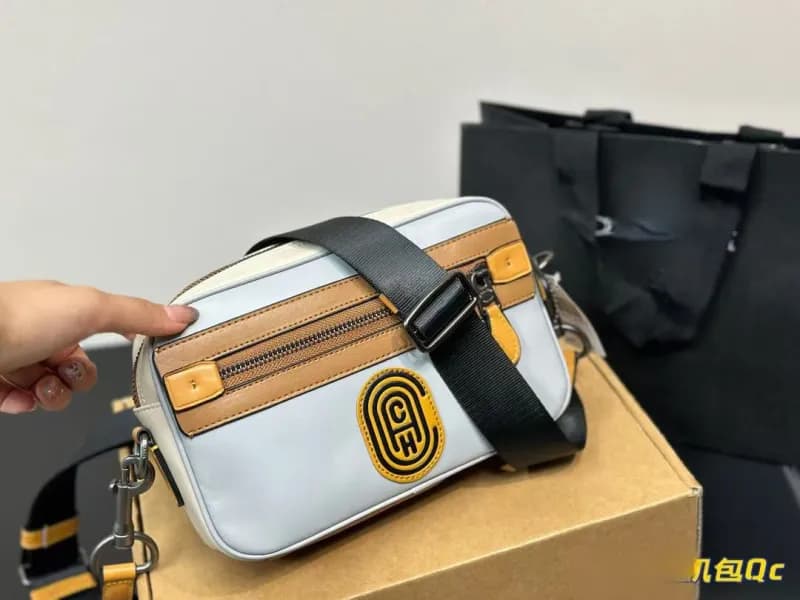 Coach Shoulder Bag Signature Canvas Camo — 69333 gray leather (plastic film + gift box + dust bag)