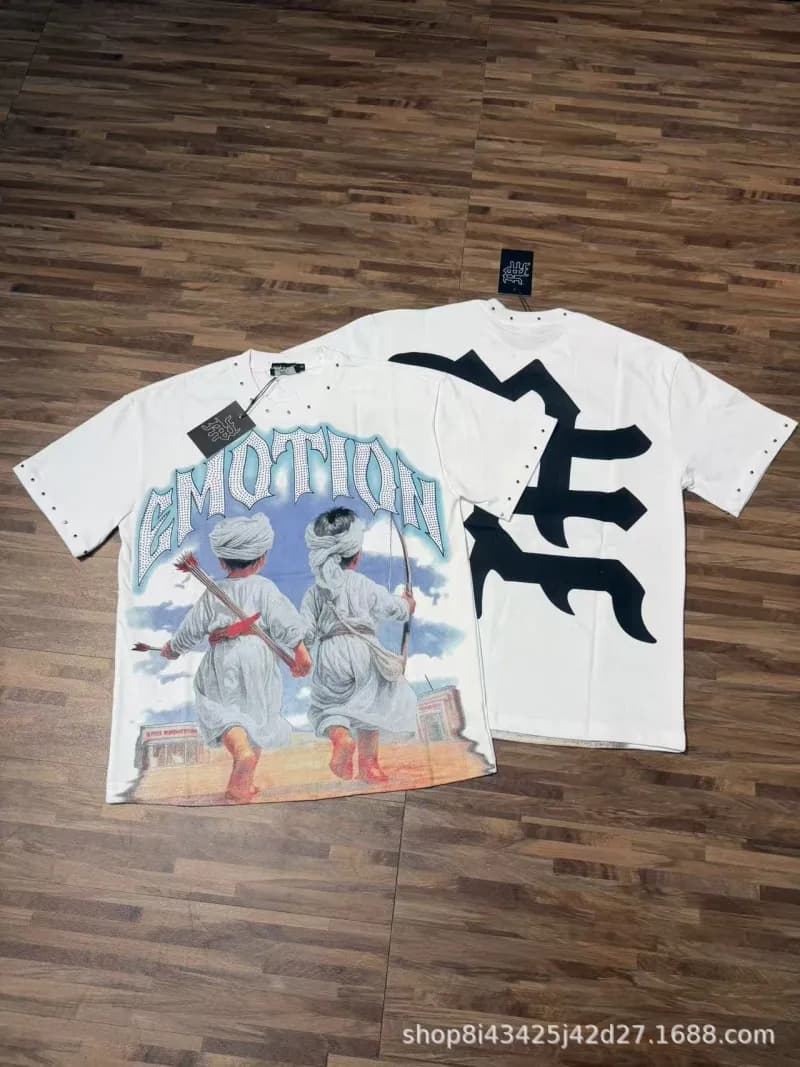 Mixed Emotion Graphic Tee Emotion Print with Rhinestones — 8126米白