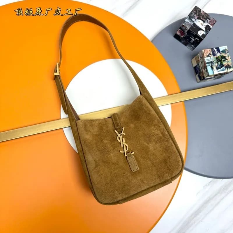 Saint Laurent Niki Mini Smooth Leather — 123【款式】