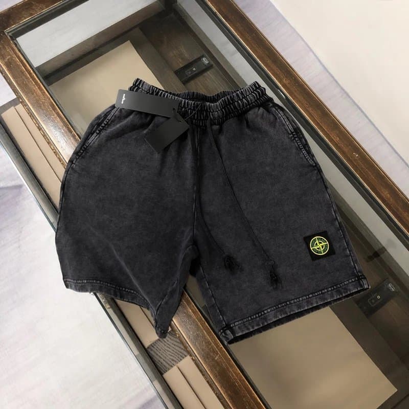 Louis Vuitton Monogram Shorts Multicolor — 48