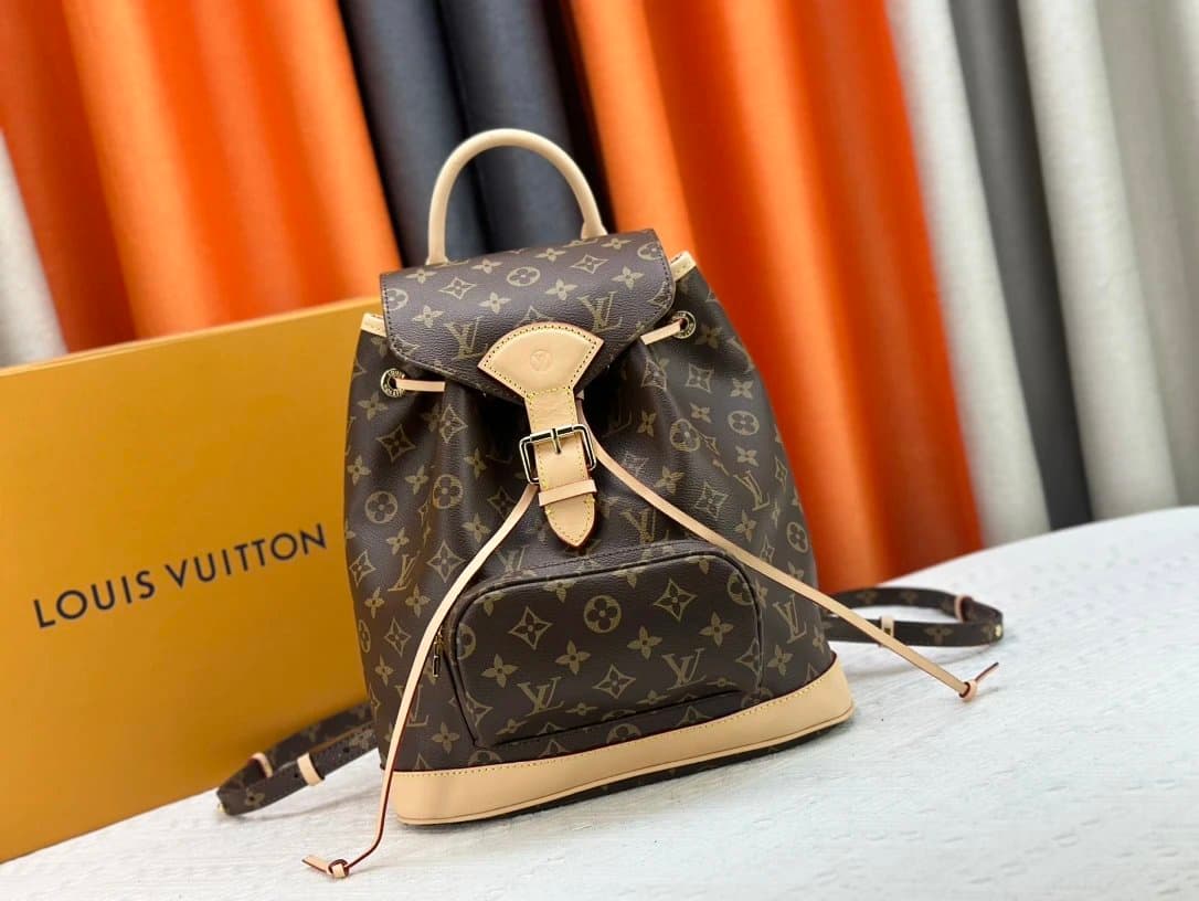 Louis Vuitton Monogram Canvas Backpack Classic — M11198 28x30x18cm