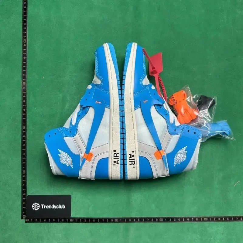 Air Jordan 1 High Off-White UNC