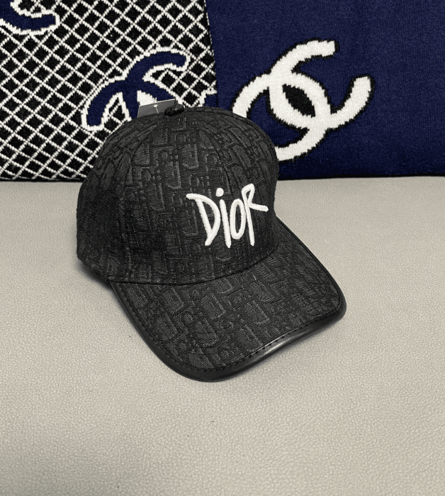 Gucci Baseball Cap GG Monogram — DI-2