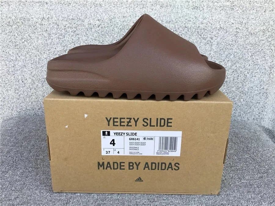 Yeezy Boost 350 V2 Zebra — 22咖啡色拖鞋