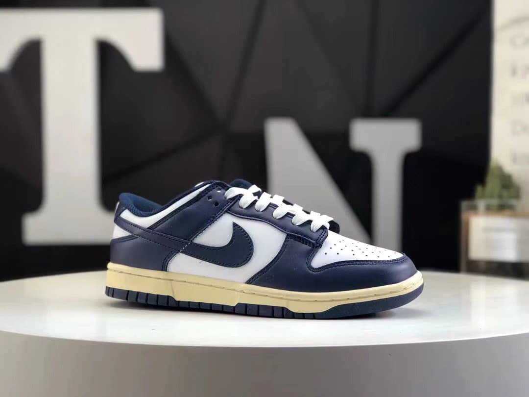 Nike Dunk Low Navy White