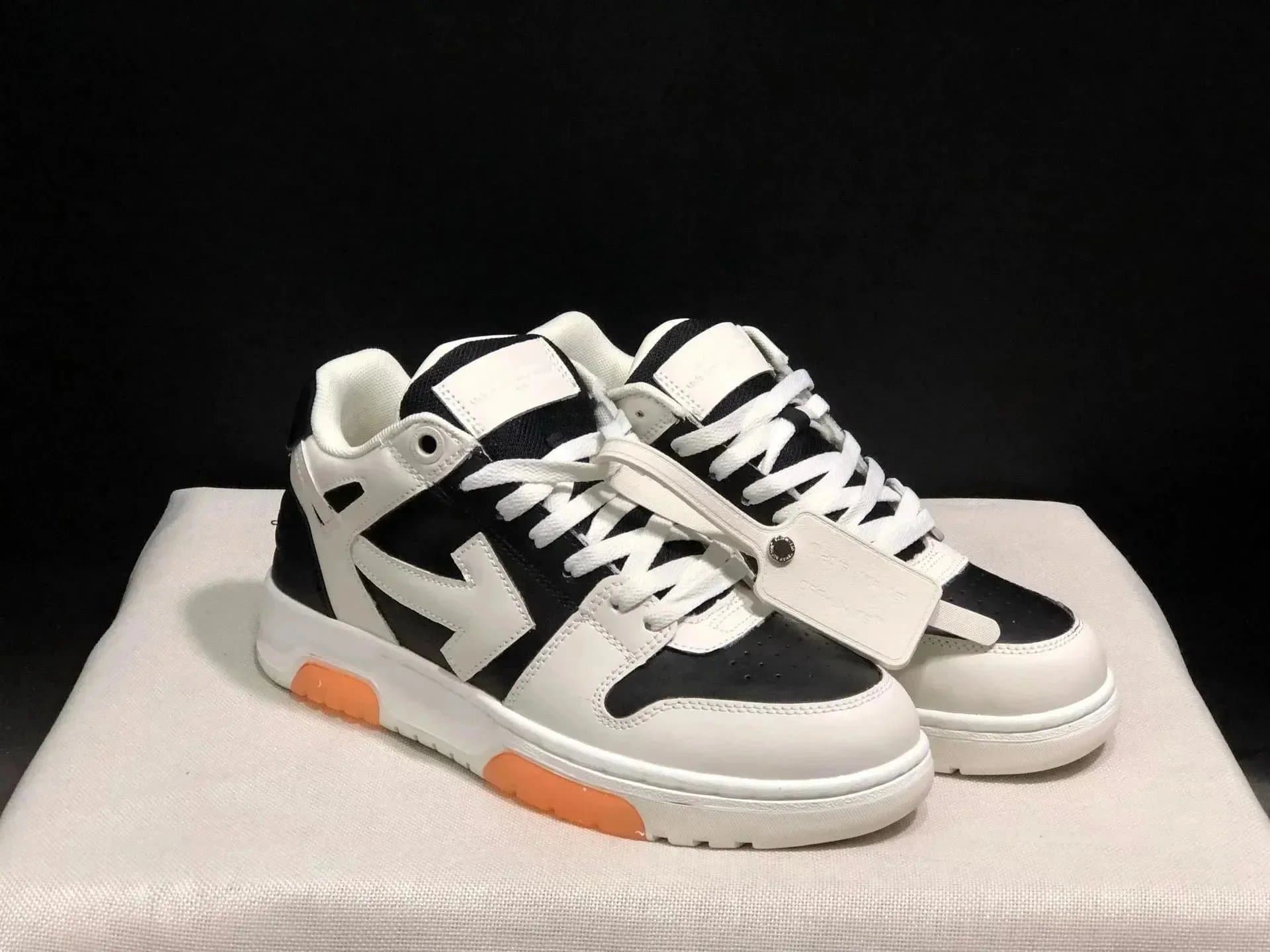 Off-White Low Mint Accents — 21