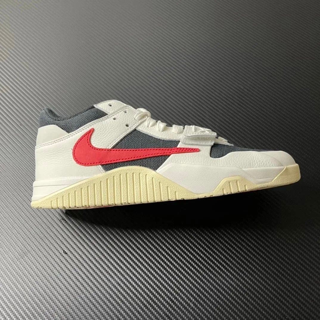 Nike Dunk Low Travis Scott Reverse Mocha — 40-48.5尺码备注 · TS全新魔术贴 白黑红 FZ8117-101