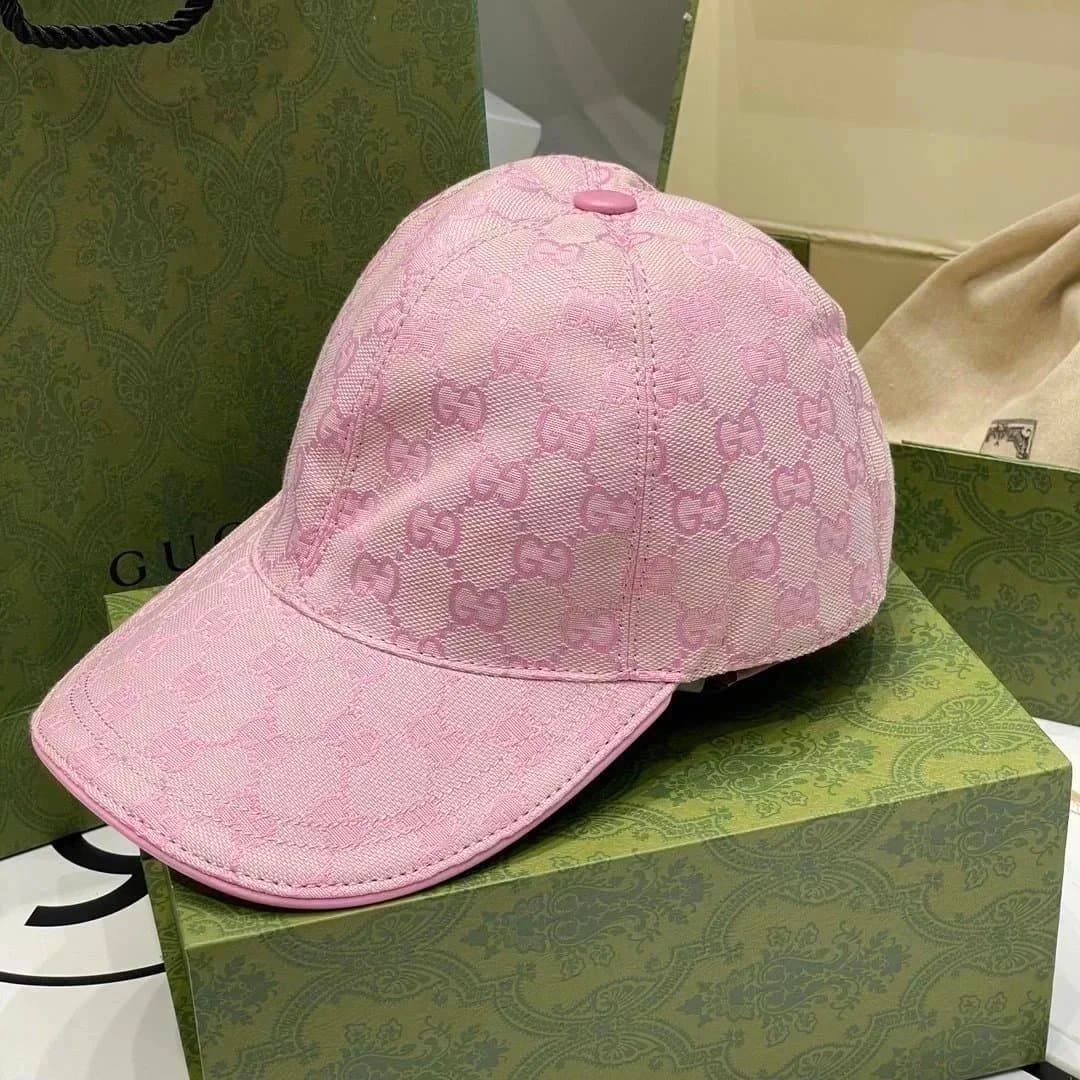 Gucci Baseball Cap Cherry GG Print — 01