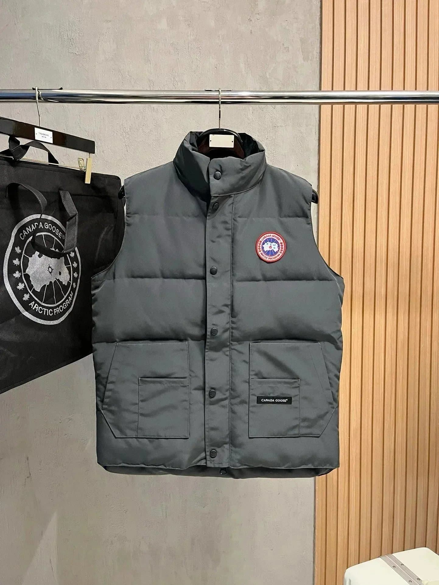 Canada Goose Parka Arctic Program — CG060