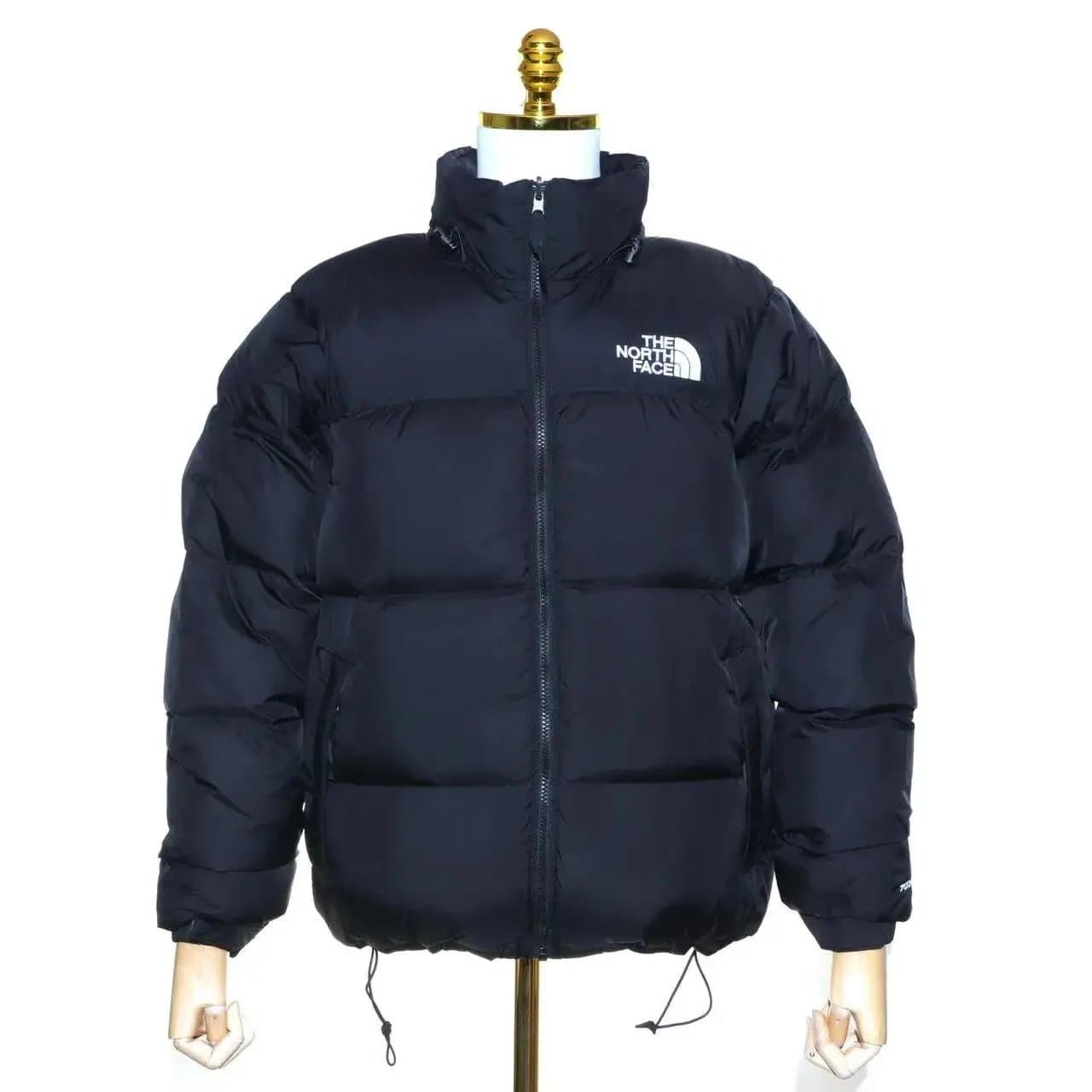 The North Face Nuptse Jacket White/Beige — TNF 羽绒服【亮黑】 · 请参考尺码表下单