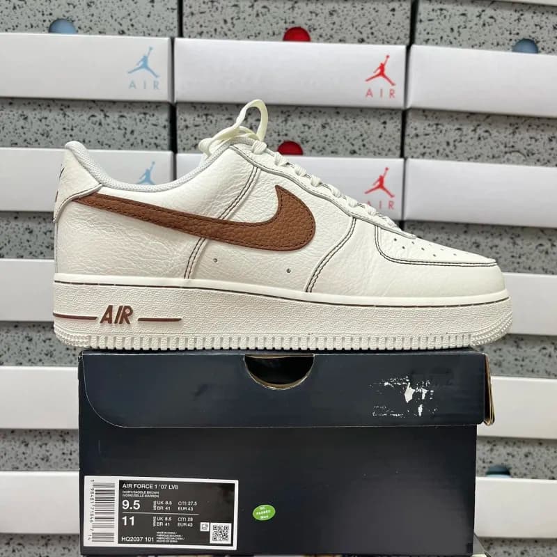 Nike Air Force 1 '07 LV8 Low Tobacco Saddle Brown