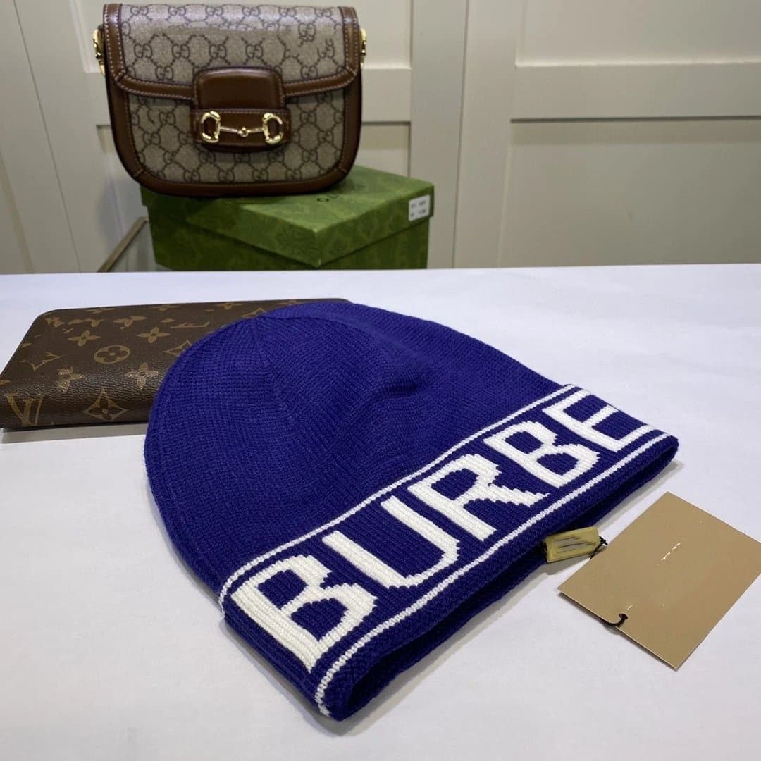 Burberry Logo Beanie Bold Logo