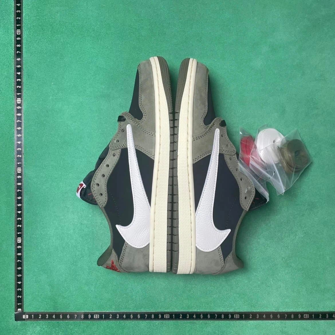Nike Dunk Low White Beige Black — 6号黑橄榄DM7866 002