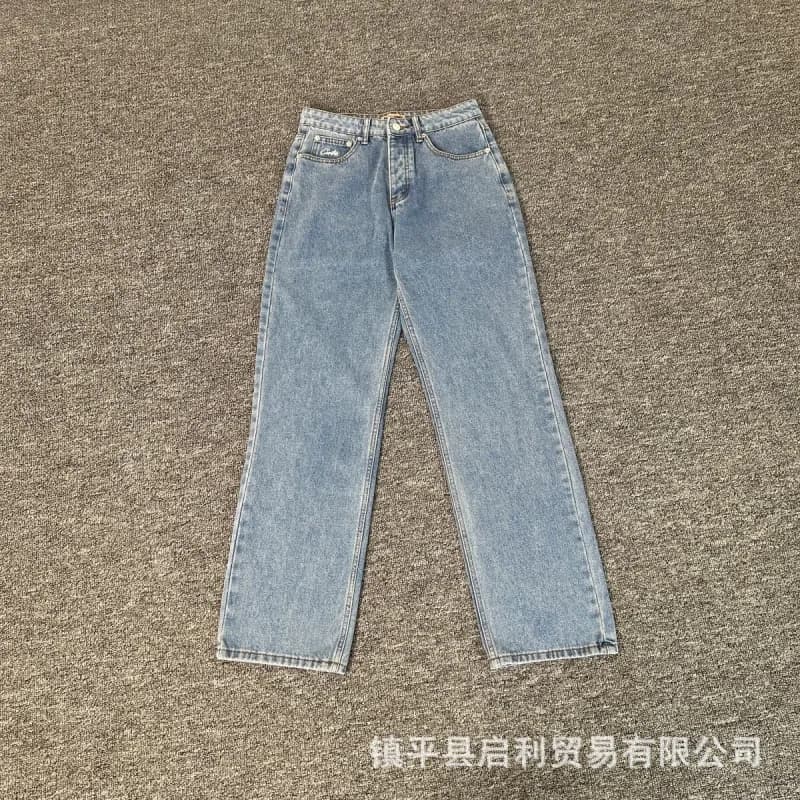 Levi's 501 Straight Fit Light Wash