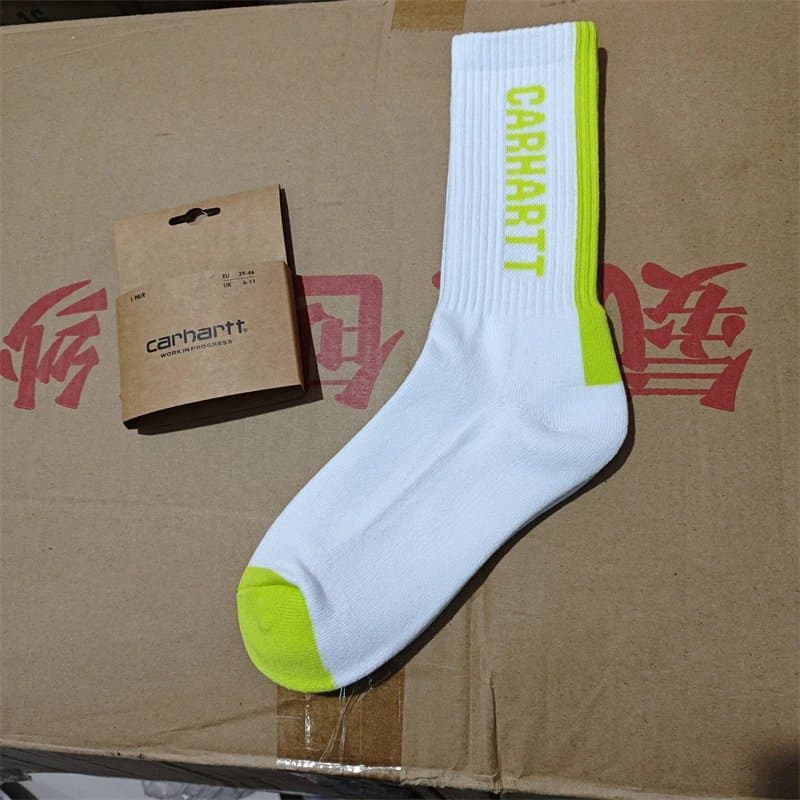 Carhartt Logo Socks Reverse Logo — 均码 · 白拼色