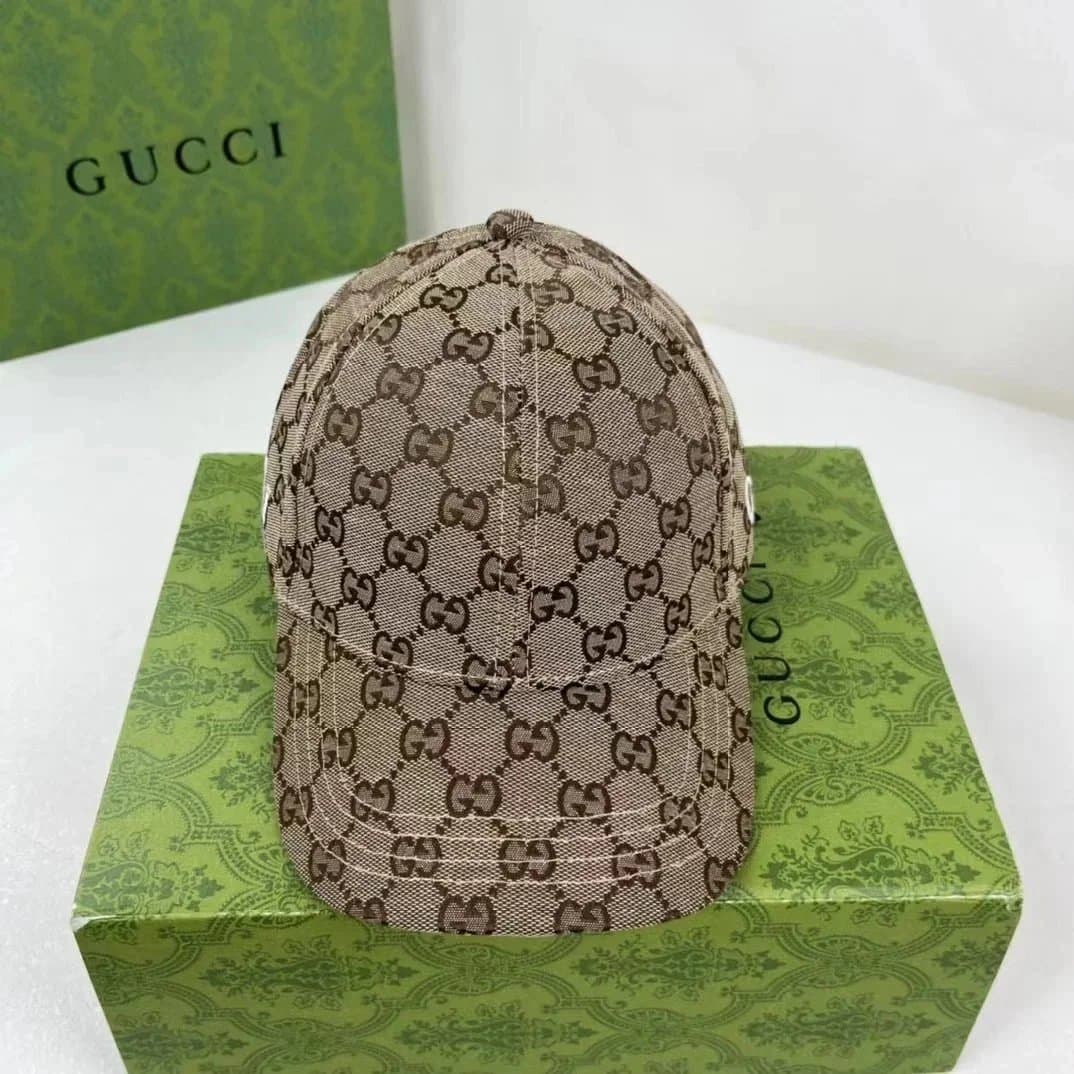 Gucci Baseball Cap GG Supreme