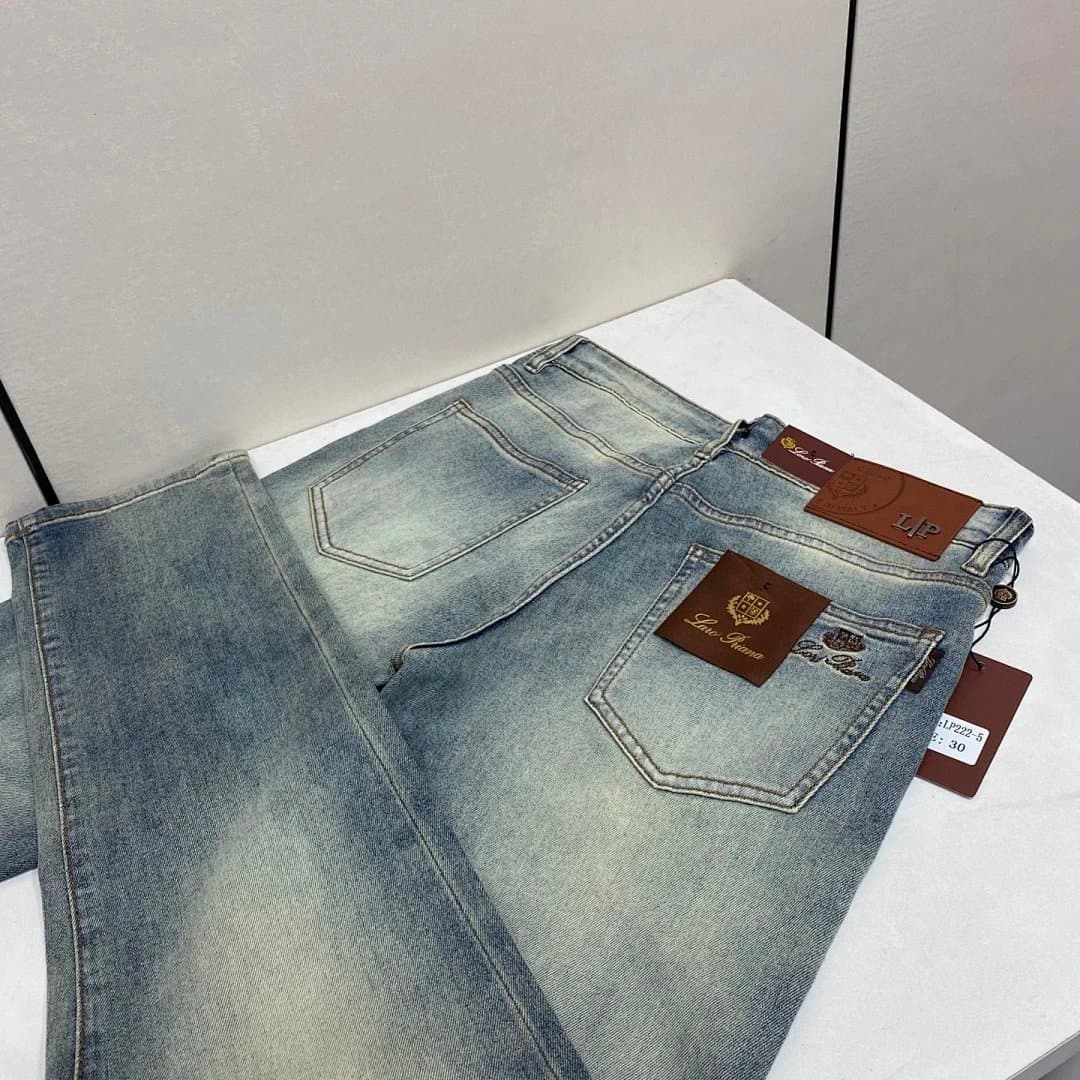 Levi's 501 Jeans Washed Indigo — 98