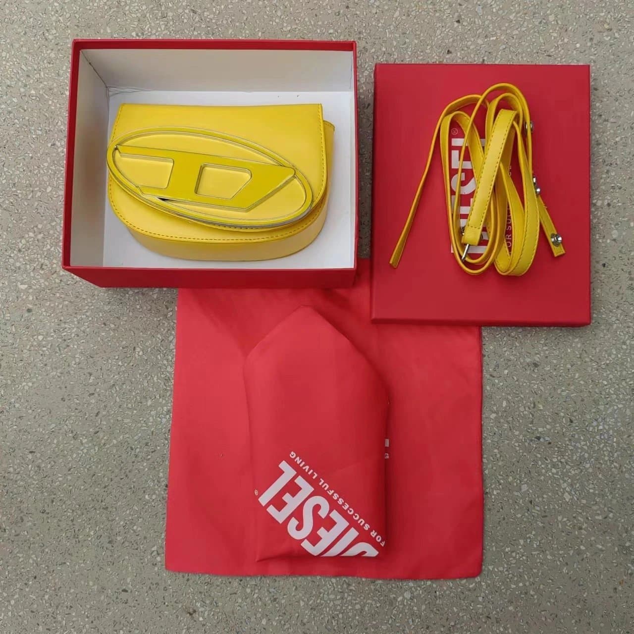 Diesel D-Lite Mini Crossbody Vibrant Yellow