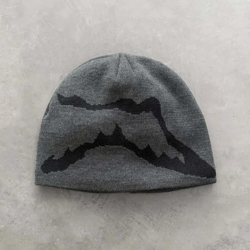Corteiz Beanie CRTZ Logo — 35