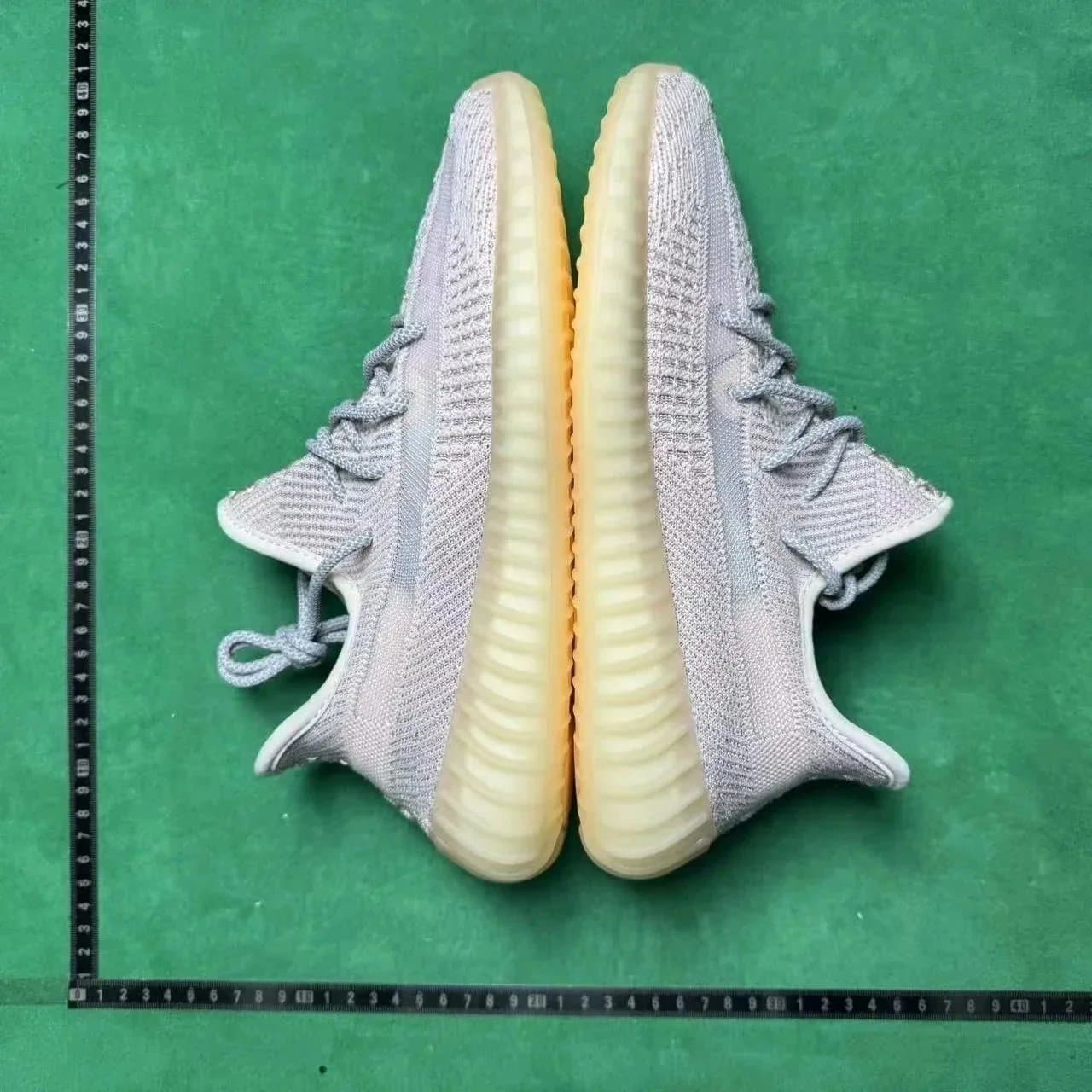 Yeezy 350 V2 Zebra