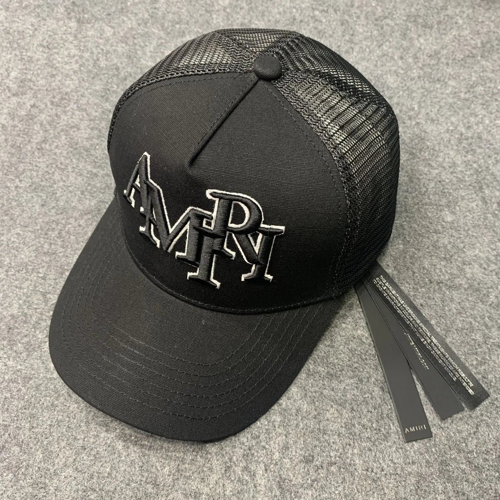Palace Trucker Cap MA Logo — 均码 · 25