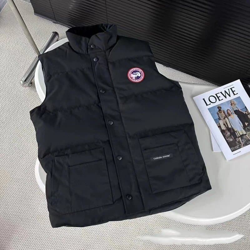 Canada Goose Puffer Vest Classic Fit