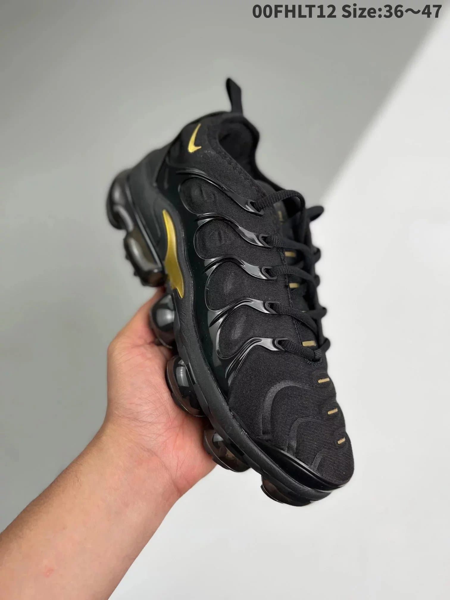 Nike Air VaporMax Plus Black Gold