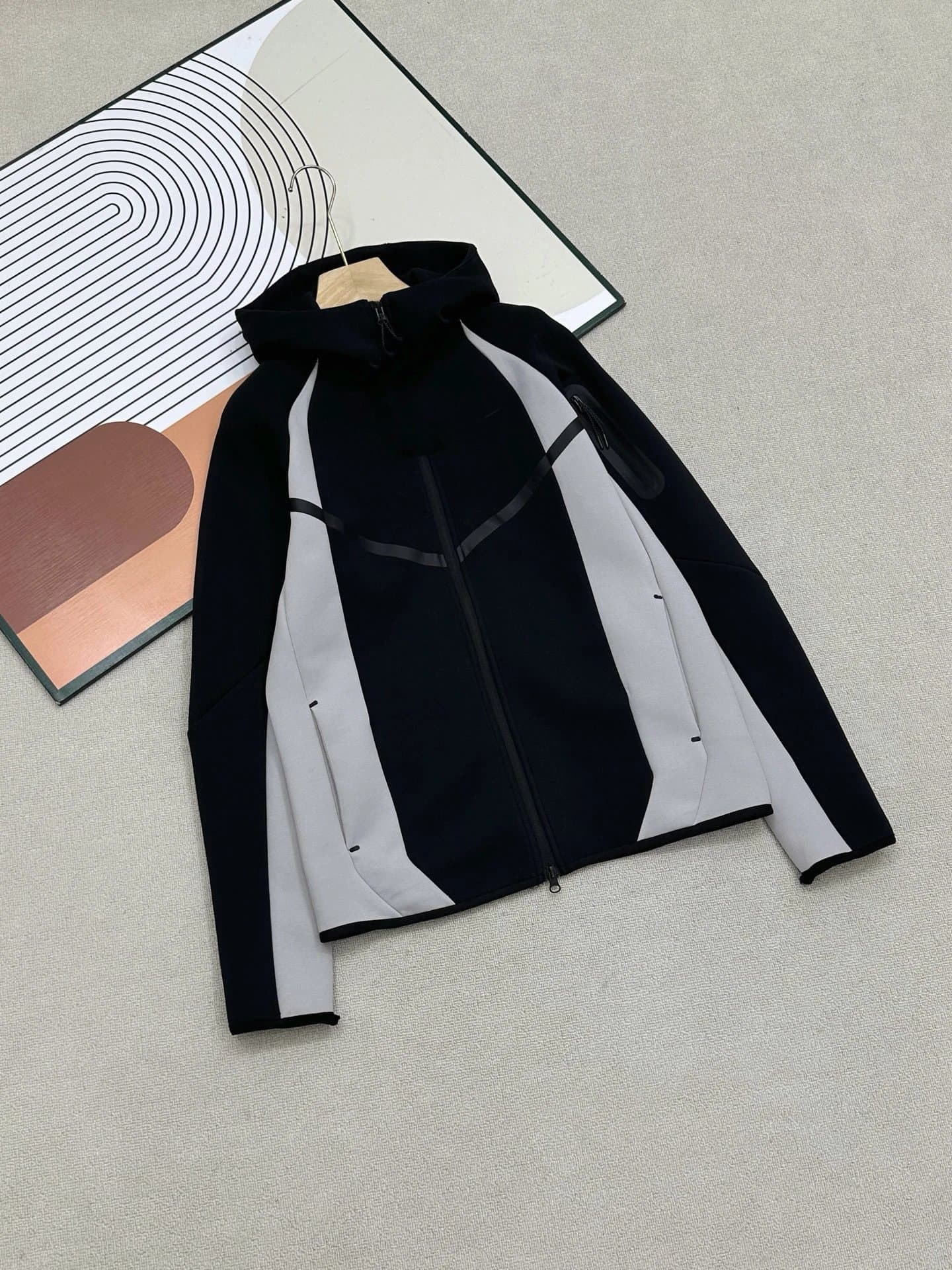Nike Tech Fleece Hooded Jacket Black/Grey Panel — 黑拼浅灰外套