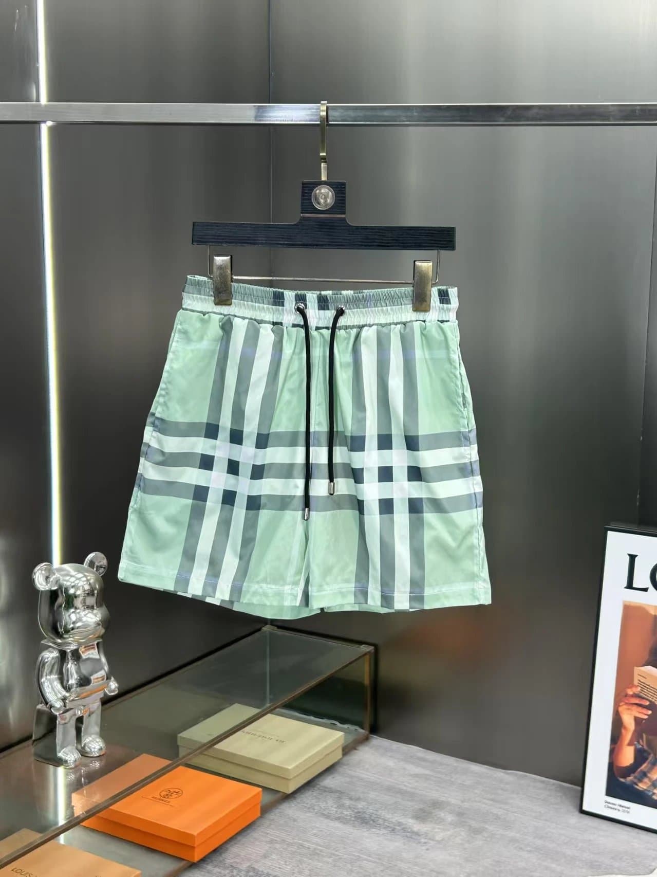 Burberry Ghost Logo Shorts Ghost Print — 28