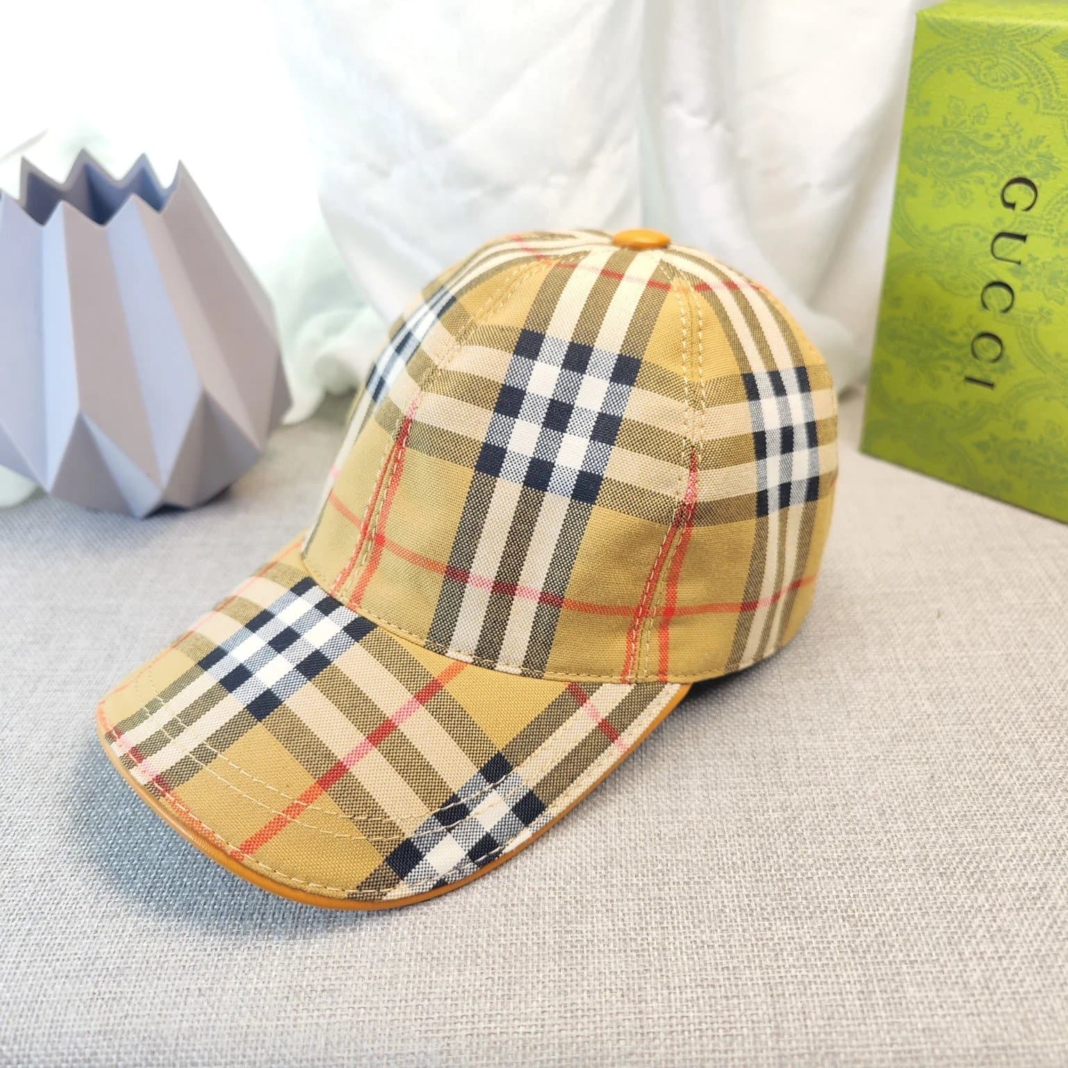 Burberry Baseball Cap Vintage Check — 040105210
