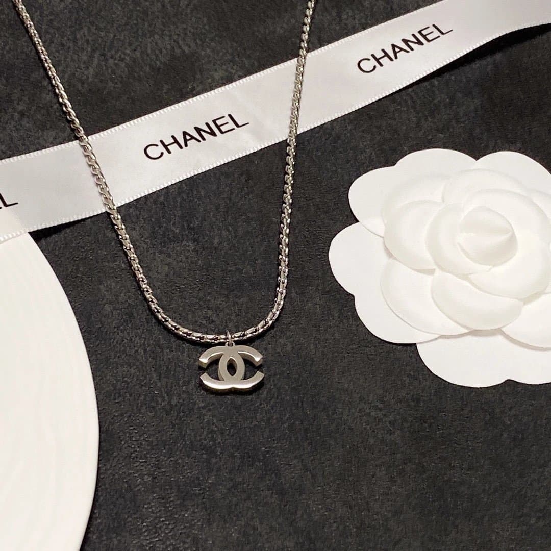 Chanel CC Logo Necklace Classic Chain Pendant