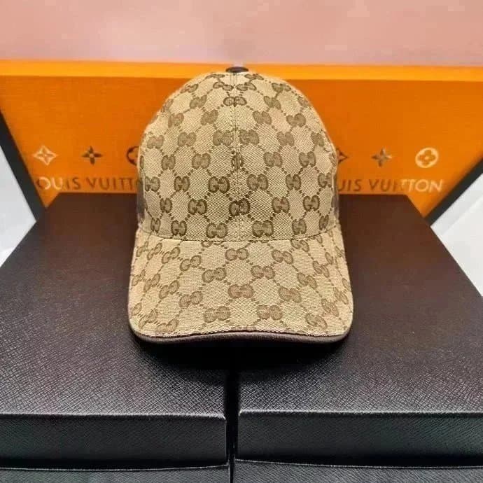 Gucci Baseball Cap GG Supreme