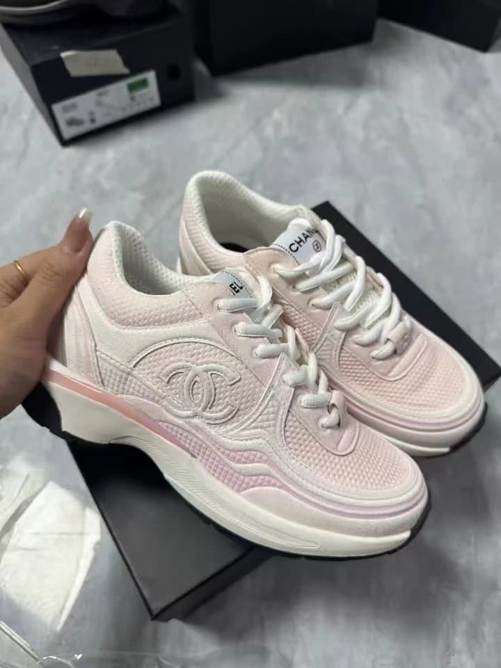 Chanel Sneaker Perforated Logo — 9
