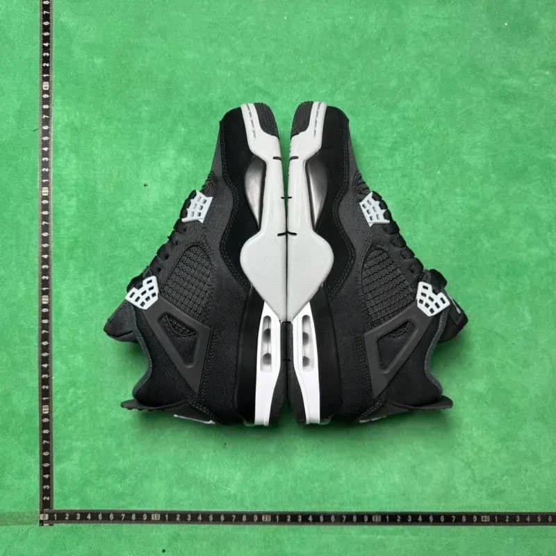 Air Jordan 4 Bred — 17号小阿姆DH7138 006