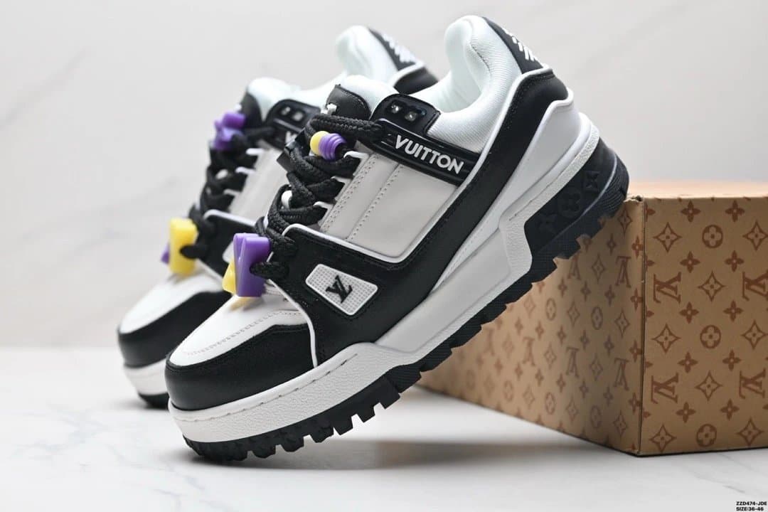 Louis Vuitton LV Trainer White Monogram — 33
