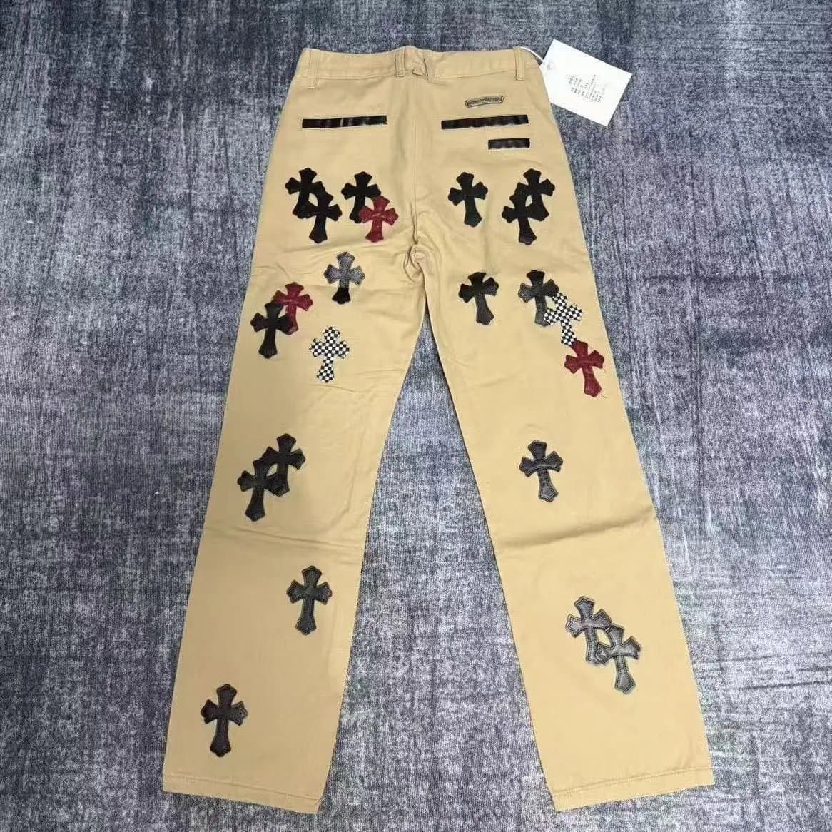 Amiri Distressed Jeans Logo Patch — 24