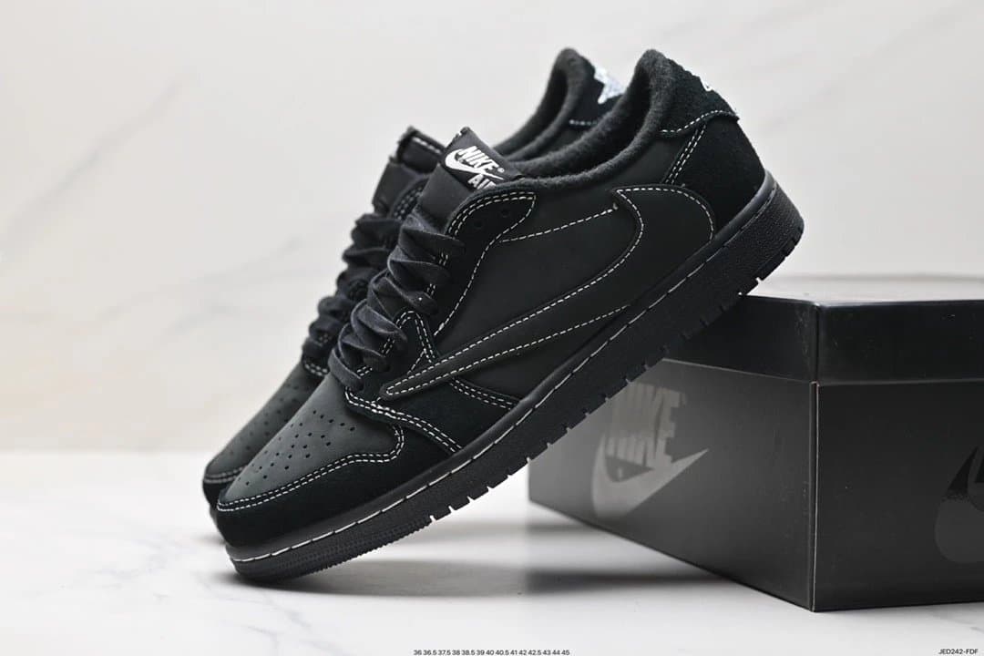 Air Jordan 1 Low Travis Scott Reverse Mocha