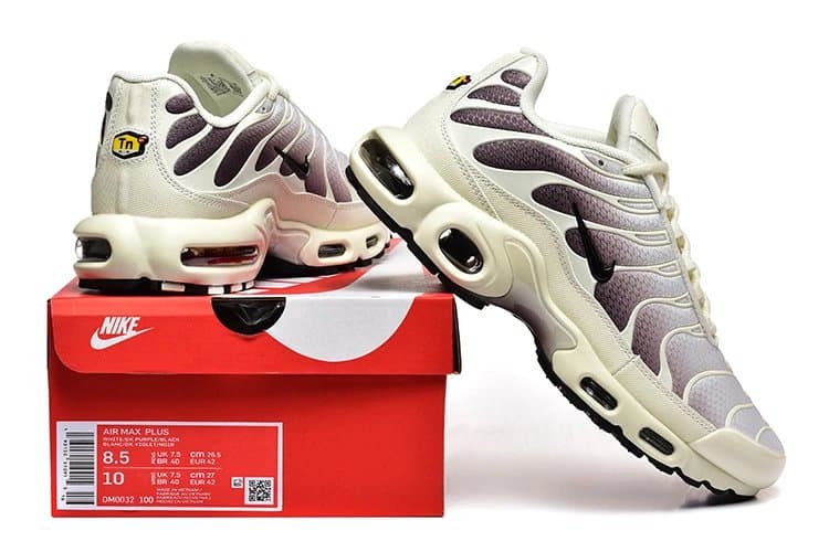 Nike Shox NZ Metallic Silver — 30