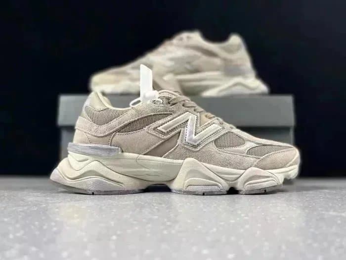 New Balance 2002R Forest Green — 15