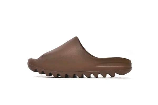 Yeezy Slide Earth