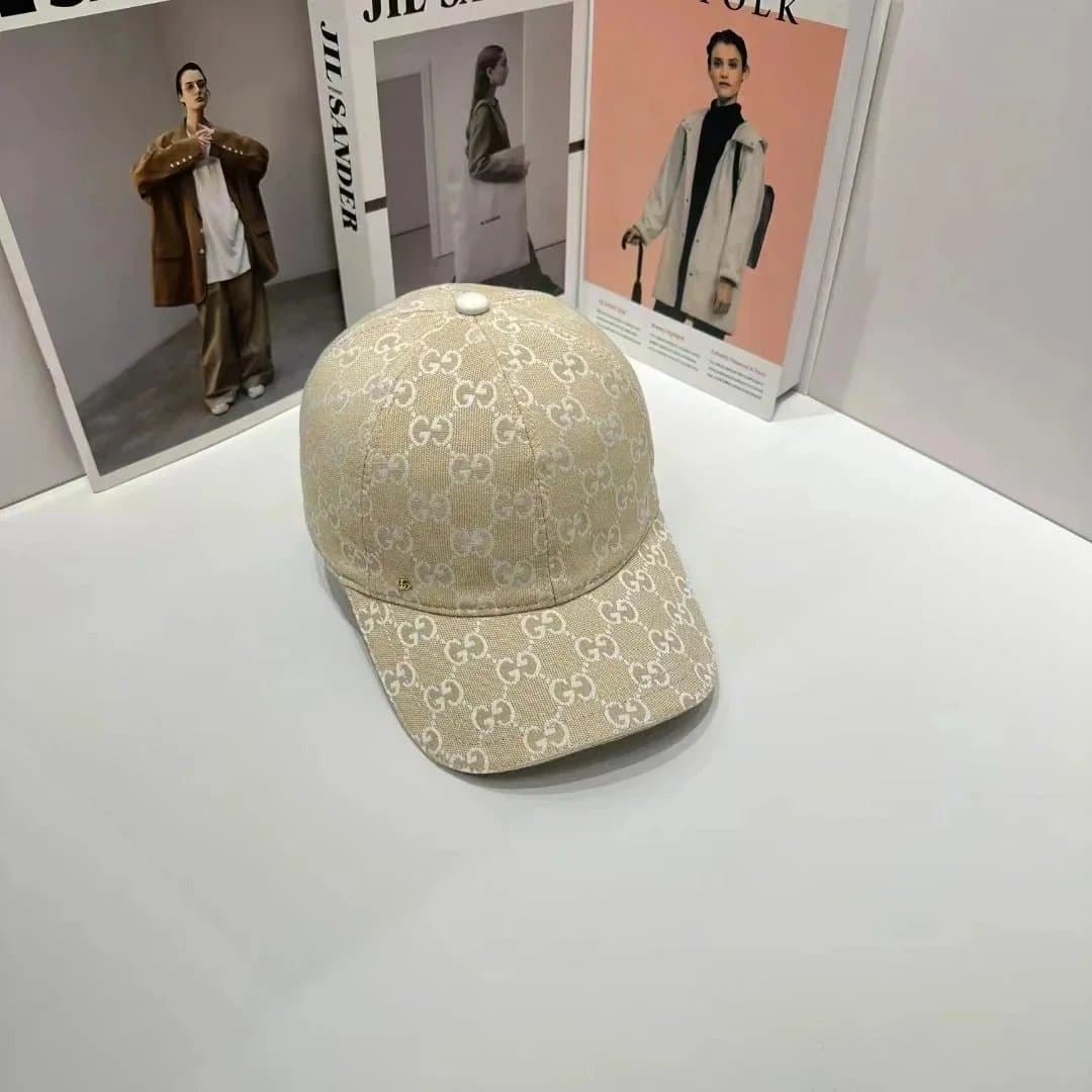 Gucci Baseball Cap GG Monogram