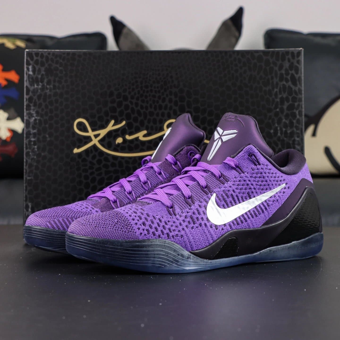 Kobe 9 Elite Grinch