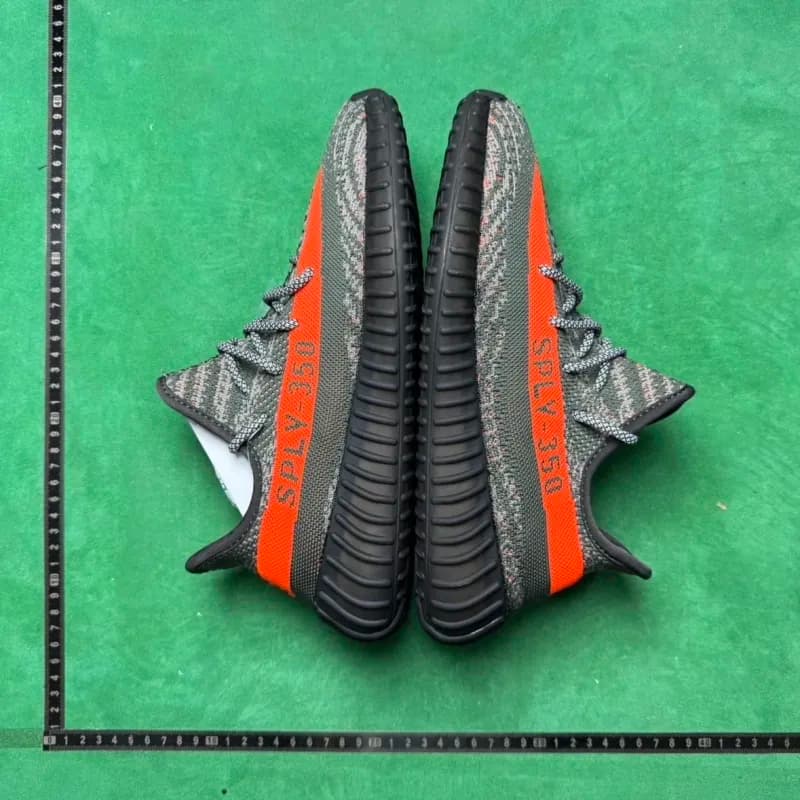 Yeezy Boost 350 V2 Zebra