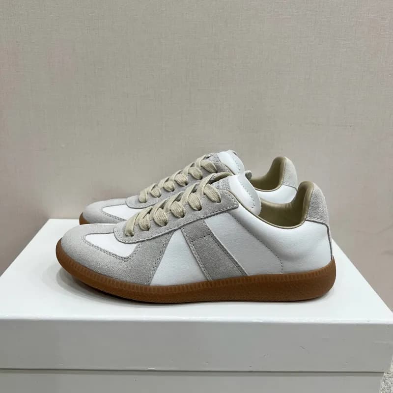 Maison Margiela Future Sneaker Monotone Yellow — AZ21