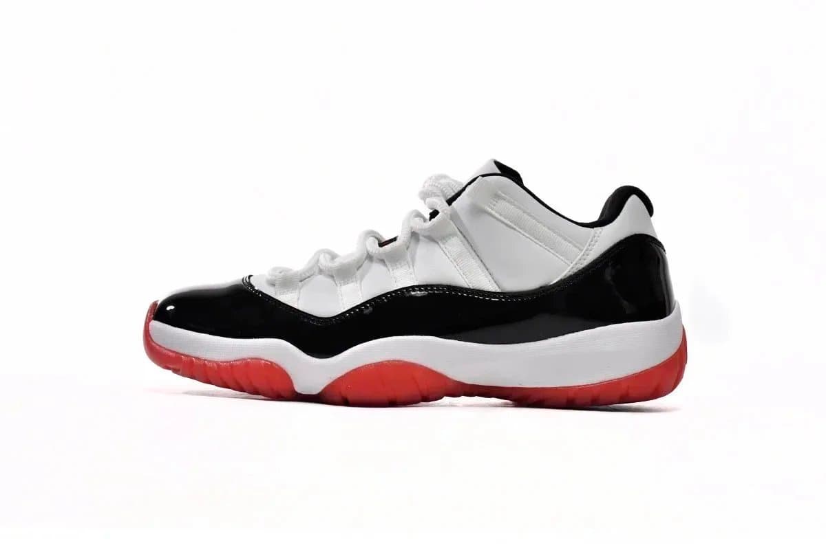 Air Jordan 11 Concord