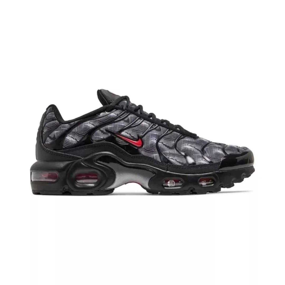 Nike Air Max Plus Flame — Black University Red Grey