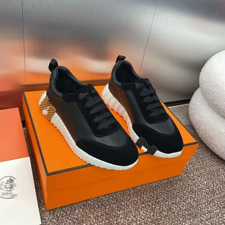 Hermès H-Logo Sneaker White Mesh with Black H — 21皮面
